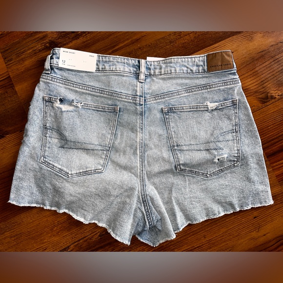 American Eagle AE Strigid Denim Mom Jean Shorts Crossover Waist 12 / 31 - Picture 12 of 15